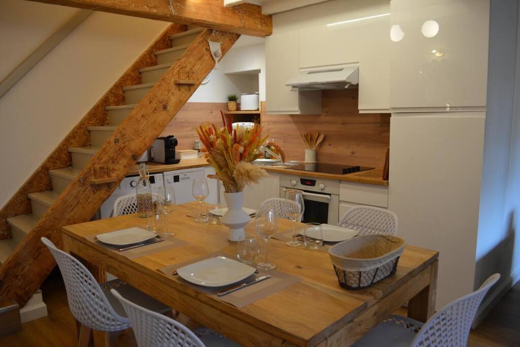 Charmant Appartement - Proche Chateau Cite Carcassonne Esterno foto
