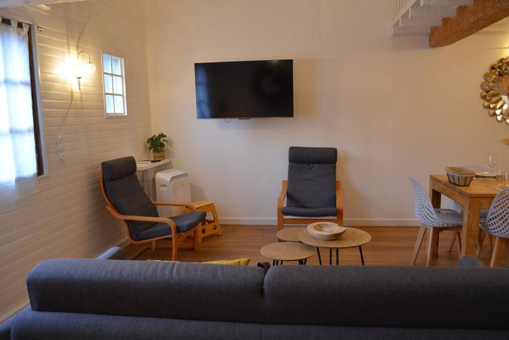 Charmant Appartement - Proche Chateau Cite Carcassonne Esterno foto