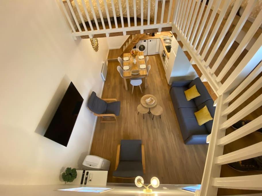 Charmant Appartement - Proche Chateau Cite Carcassonne Esterno foto