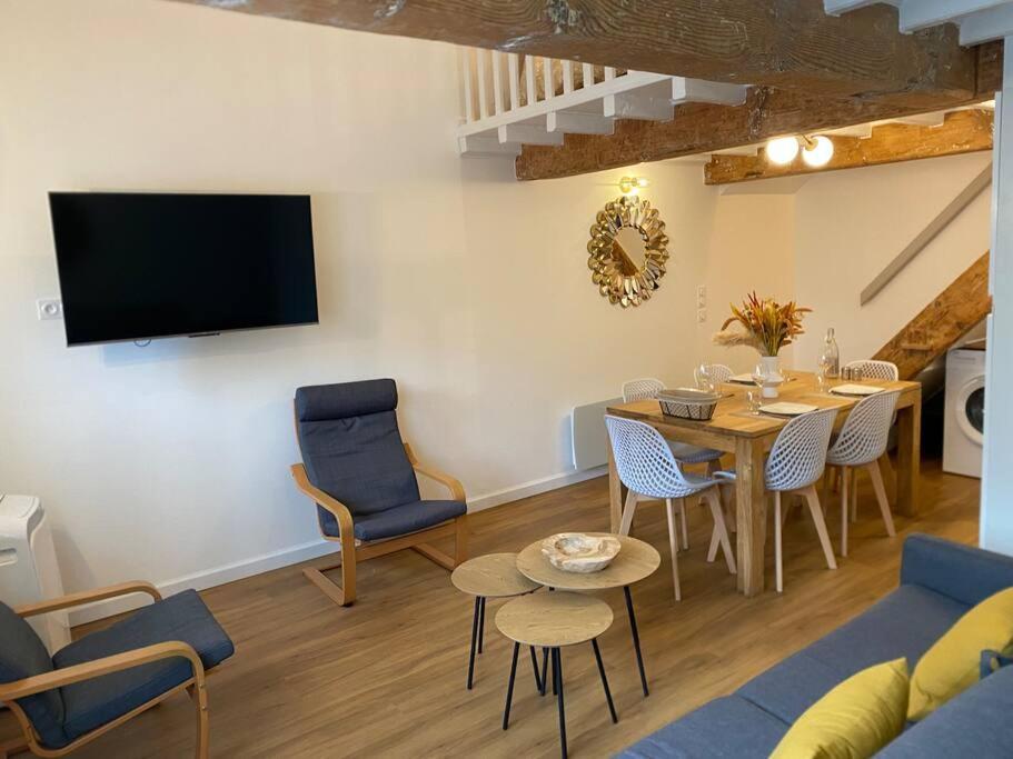 Charmant Appartement - Proche Chateau Cite Carcassonne Esterno foto
