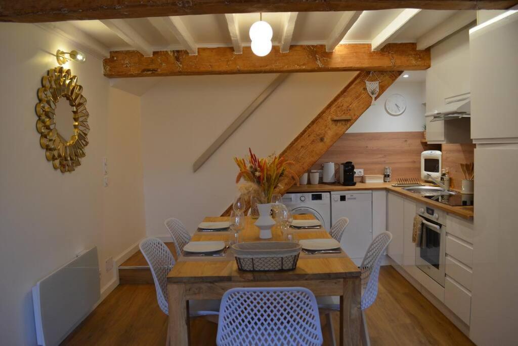 Charmant Appartement - Proche Chateau Cite Carcassonne Esterno foto